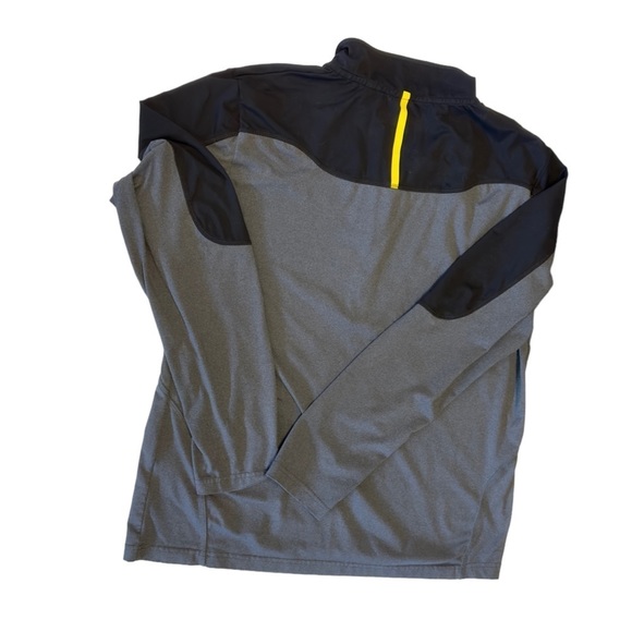 MONDETTA , windbreaker jacket , size large , gray black , 26-24-26 - Picture 3 of 3